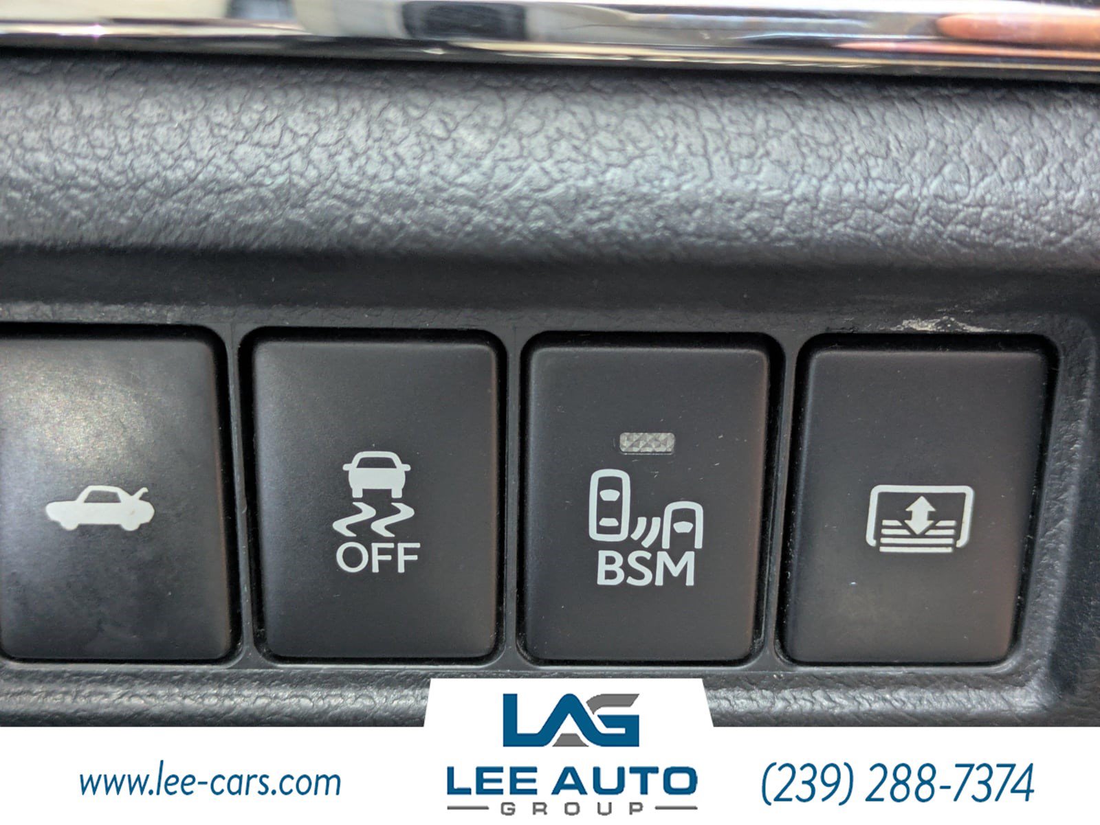 Used 2014 Toyota Avalon Limited FWD image 18