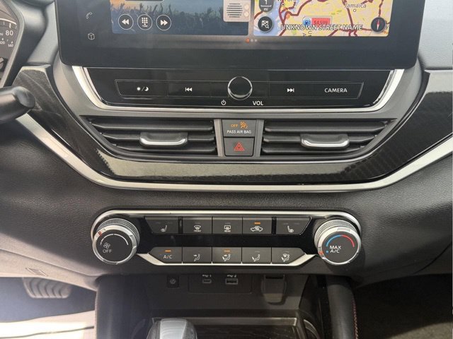 Used 2024 Nissan Altima 2.5 SR w/ SR Premium Package FWD image 22
