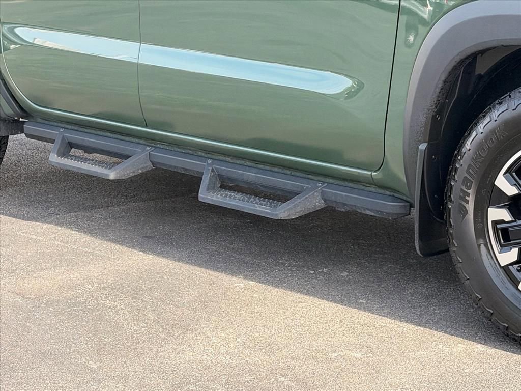 Used 2024 Nissan Frontier Pro-X w/ Technology Package image 25