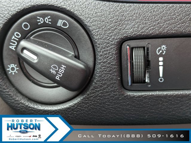 Used 2017 Dodge Grand Caravan SXT image 27