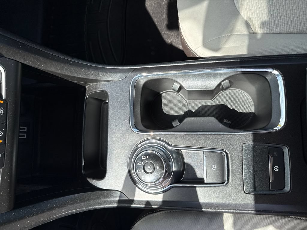 Used 2019 Ford Fusion SE w/ Equipment Group 151A FWD image 23