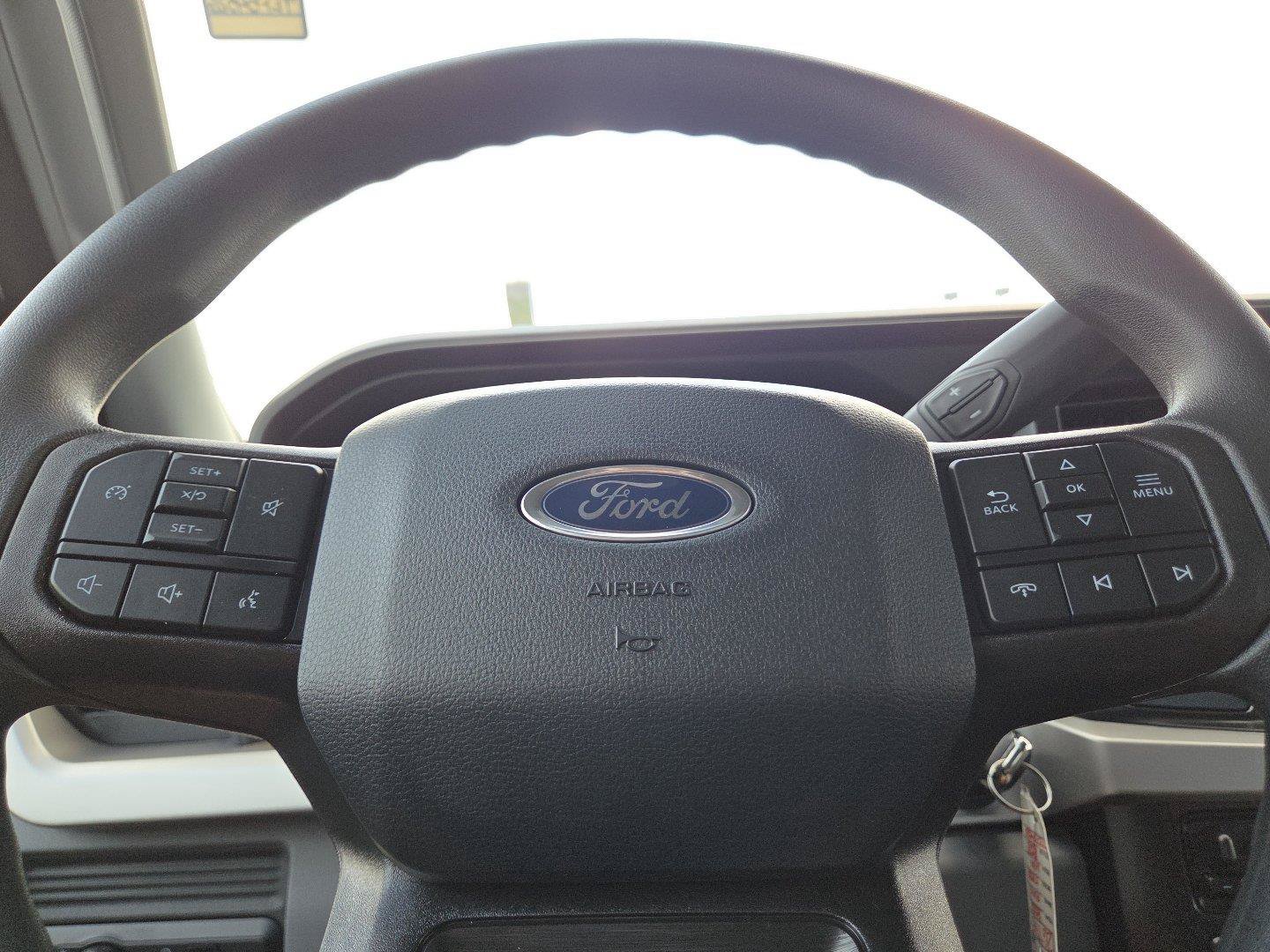 New 2026 Ford F350 XLT w/ 360-Degree Camera Package AWD/4WD image 25