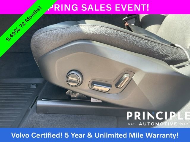 Certified 2023 Volvo XC60 T8 Plus image 32
