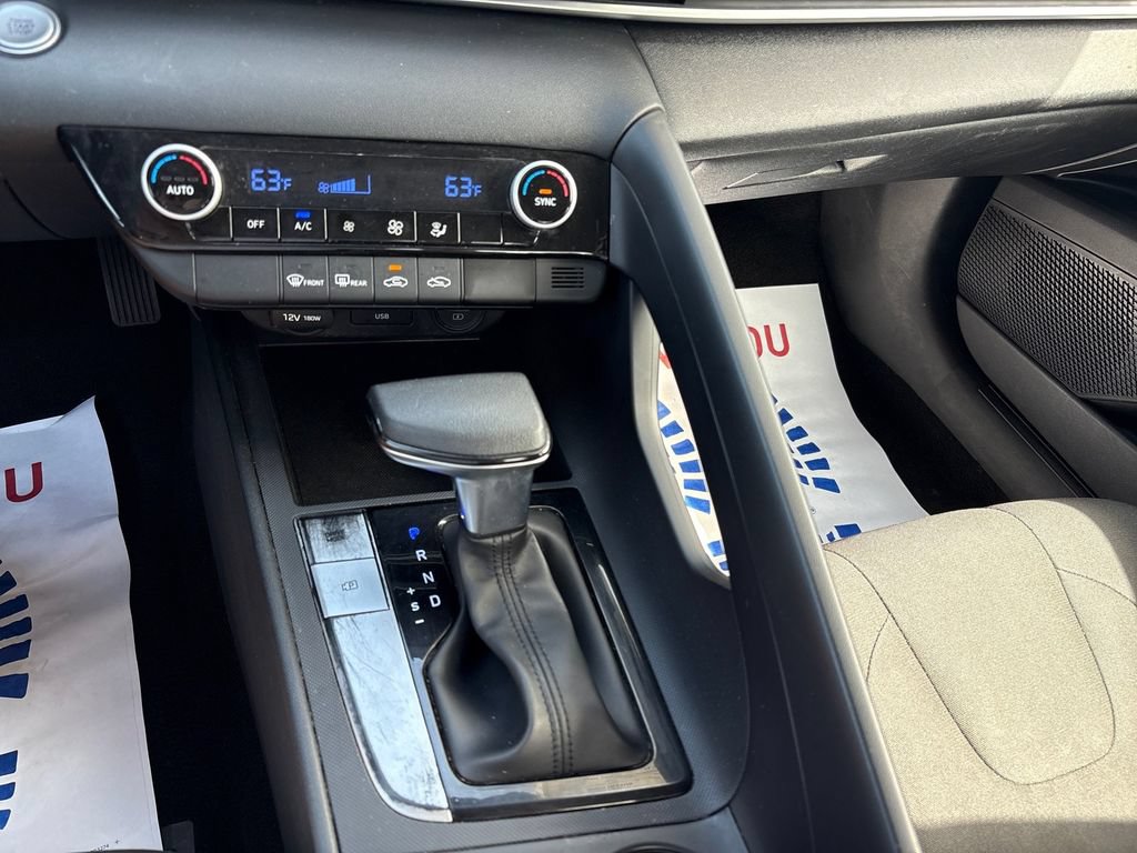 Used 2021 Hyundai Elantra SEL FWD image 16