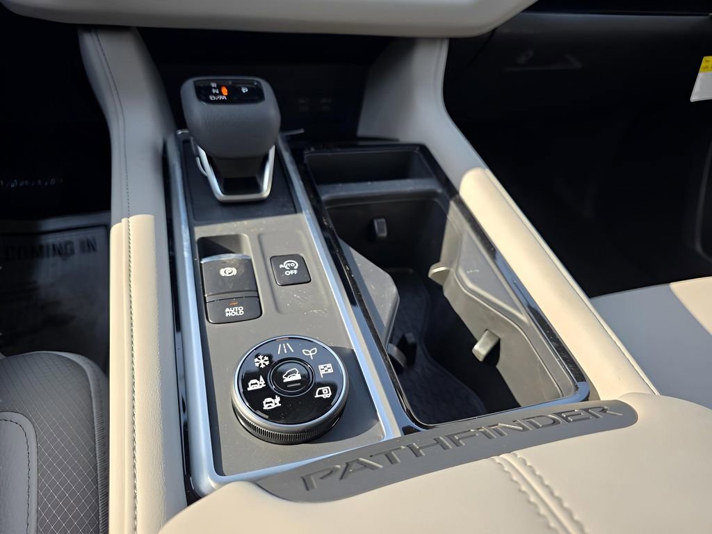 New 2026 Nissan Pathfinder SL image 28