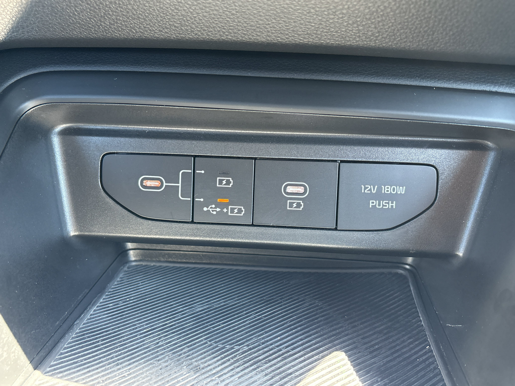 Used 2025 Kia K5 LXS FWD image 24