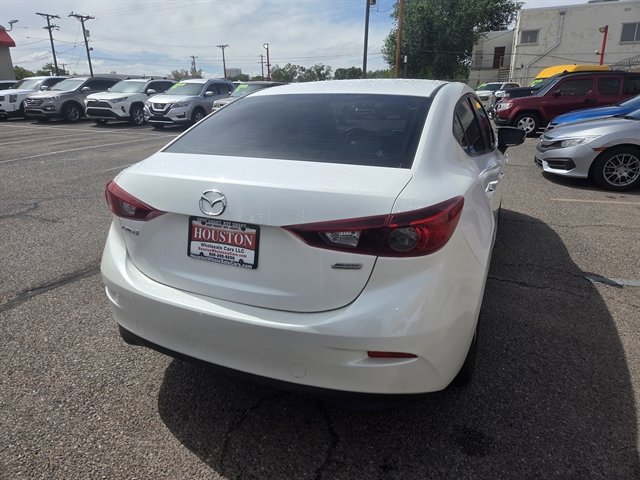 Used 2016 MAZDA MAZDA3 i Sport w/ Preferred Equipment Package FWD image 2