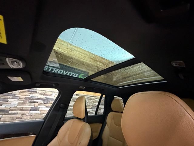 Used 2016 Volvo XC90 T6 Momentum AWD/4WD image 27