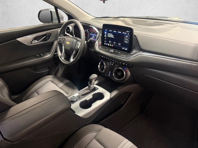 Used 2026 Chevrolet Blazer LT FWD image 19