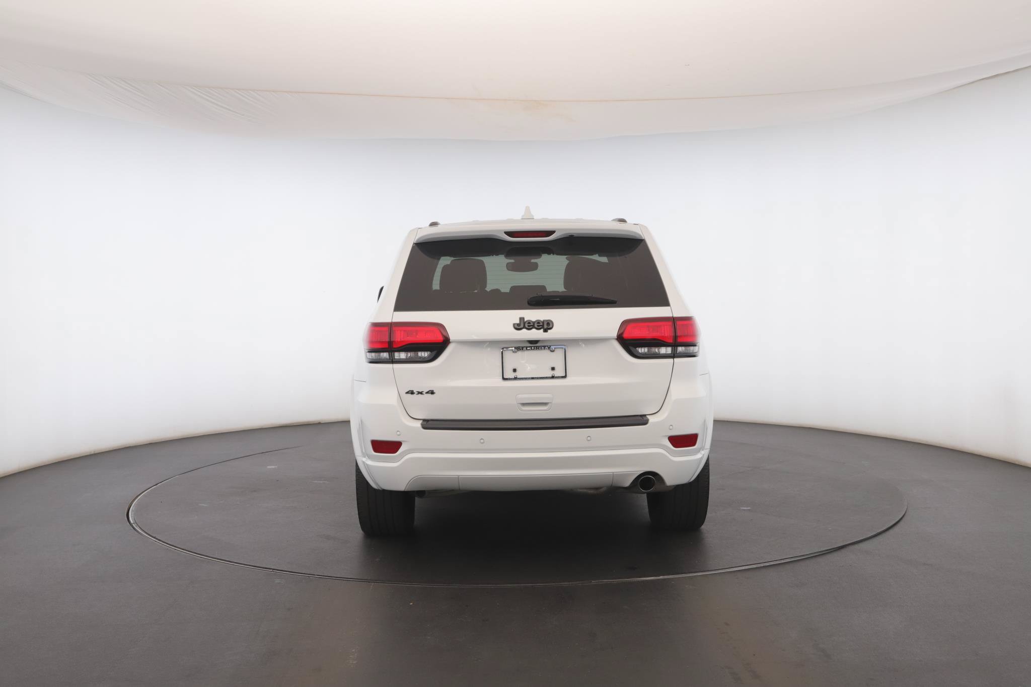 Certified 2022 Jeep Grand Cherokee Laredo X AWD/4WD image 21
