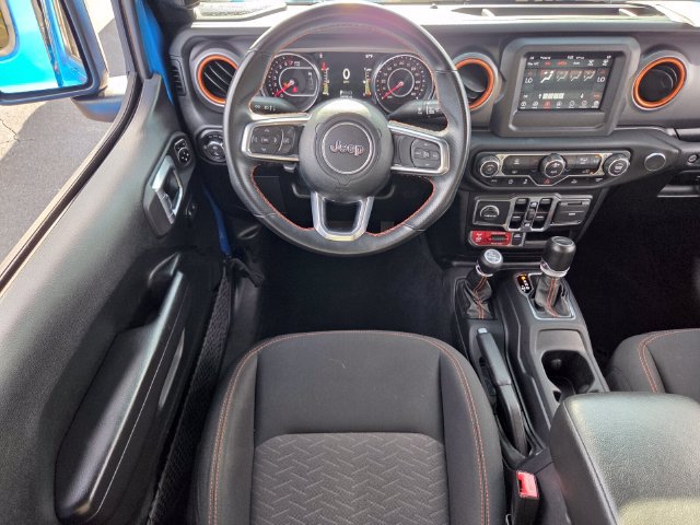 Used 2020 Jeep Gladiator Mojave w/ Trailer Tow Package AWD/4WD image 15