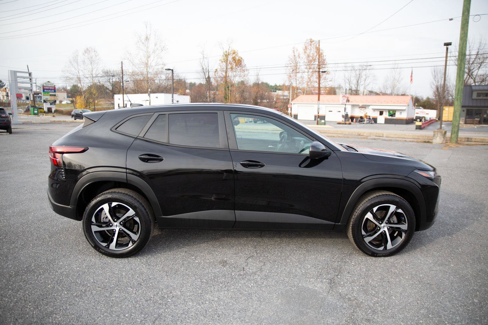 Certified 2024 Chevrolet Trax RS w/ Driver Confidence Package video 2