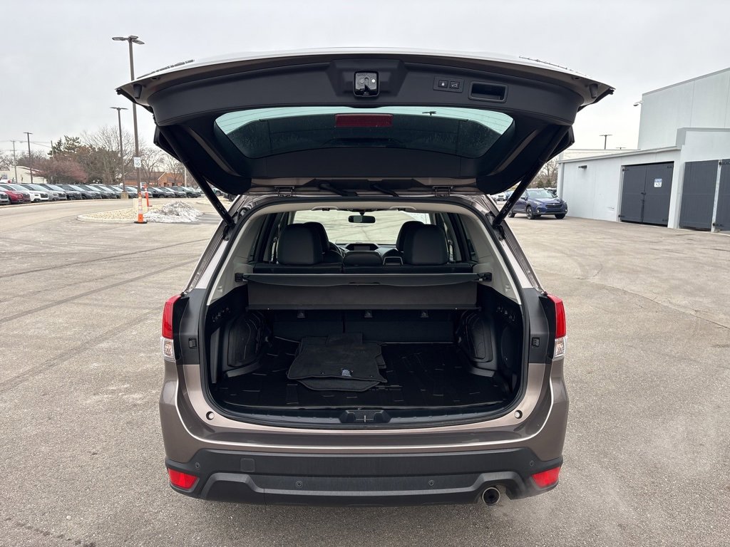 Certified 2023 Subaru Forester Limited image 7