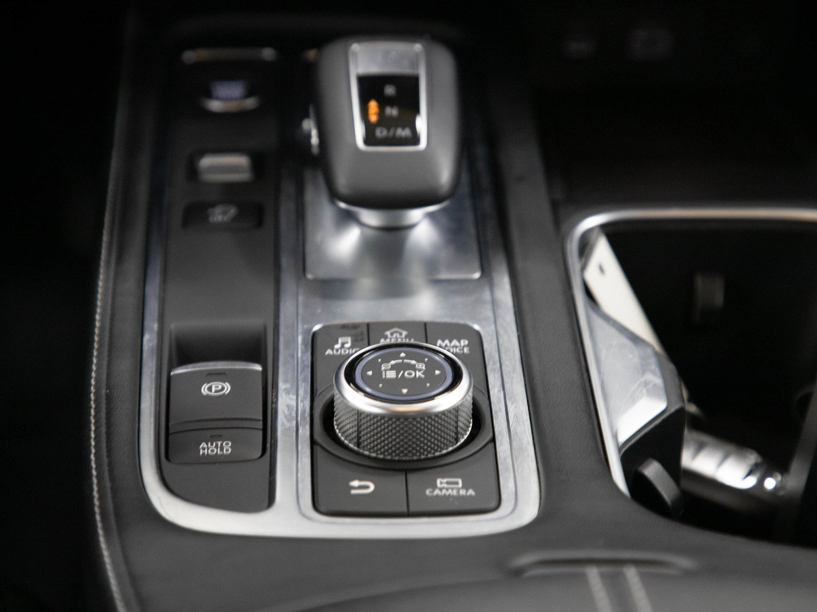 Used 2023 INFINITI QX60 Sensory AWD/4WD image 23