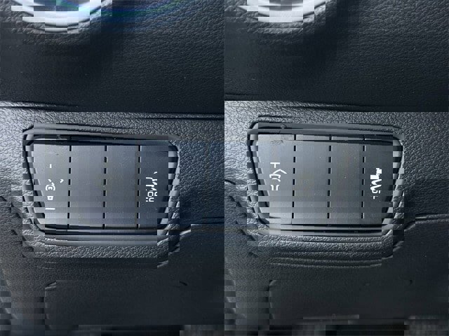 Used 2024 Kia Forte LXS image 21