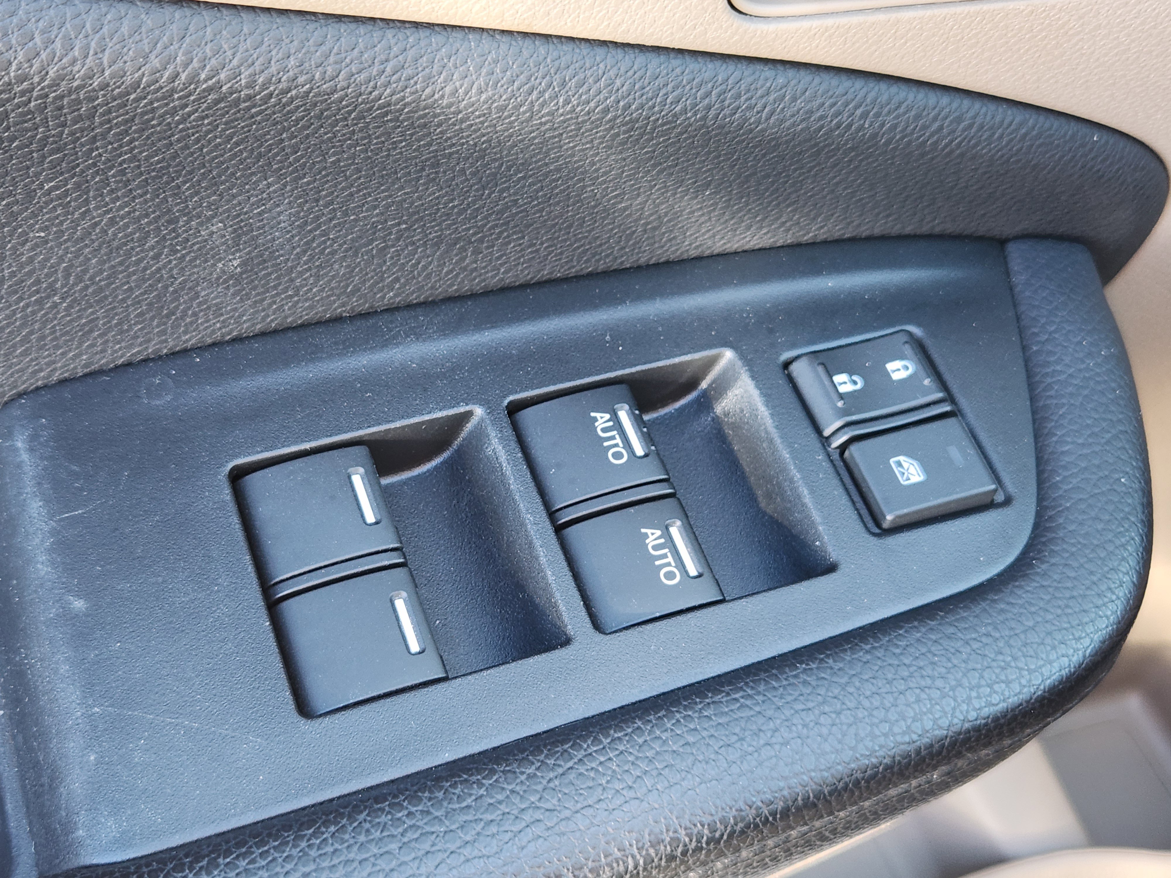 Used 2021 Honda Pilot Touring image 23