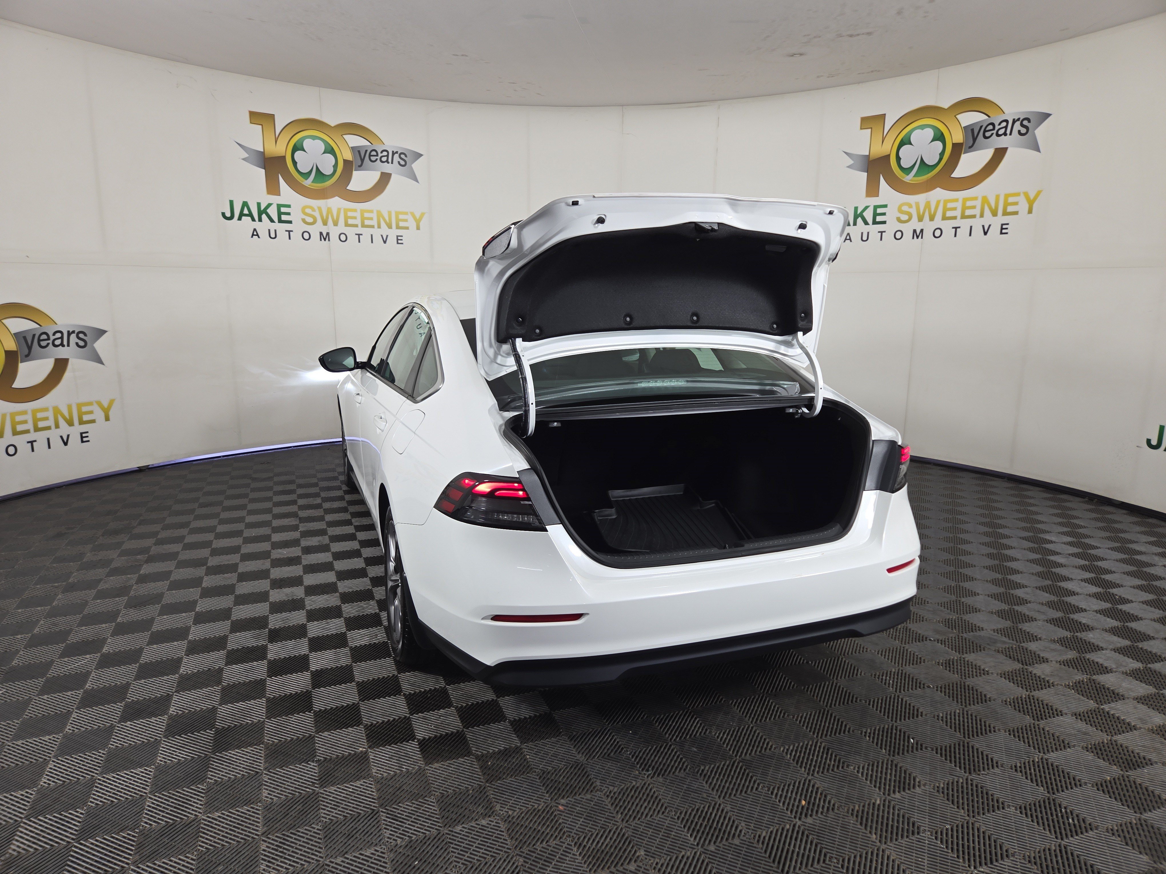 Used 2024 Honda Accord EX image 30