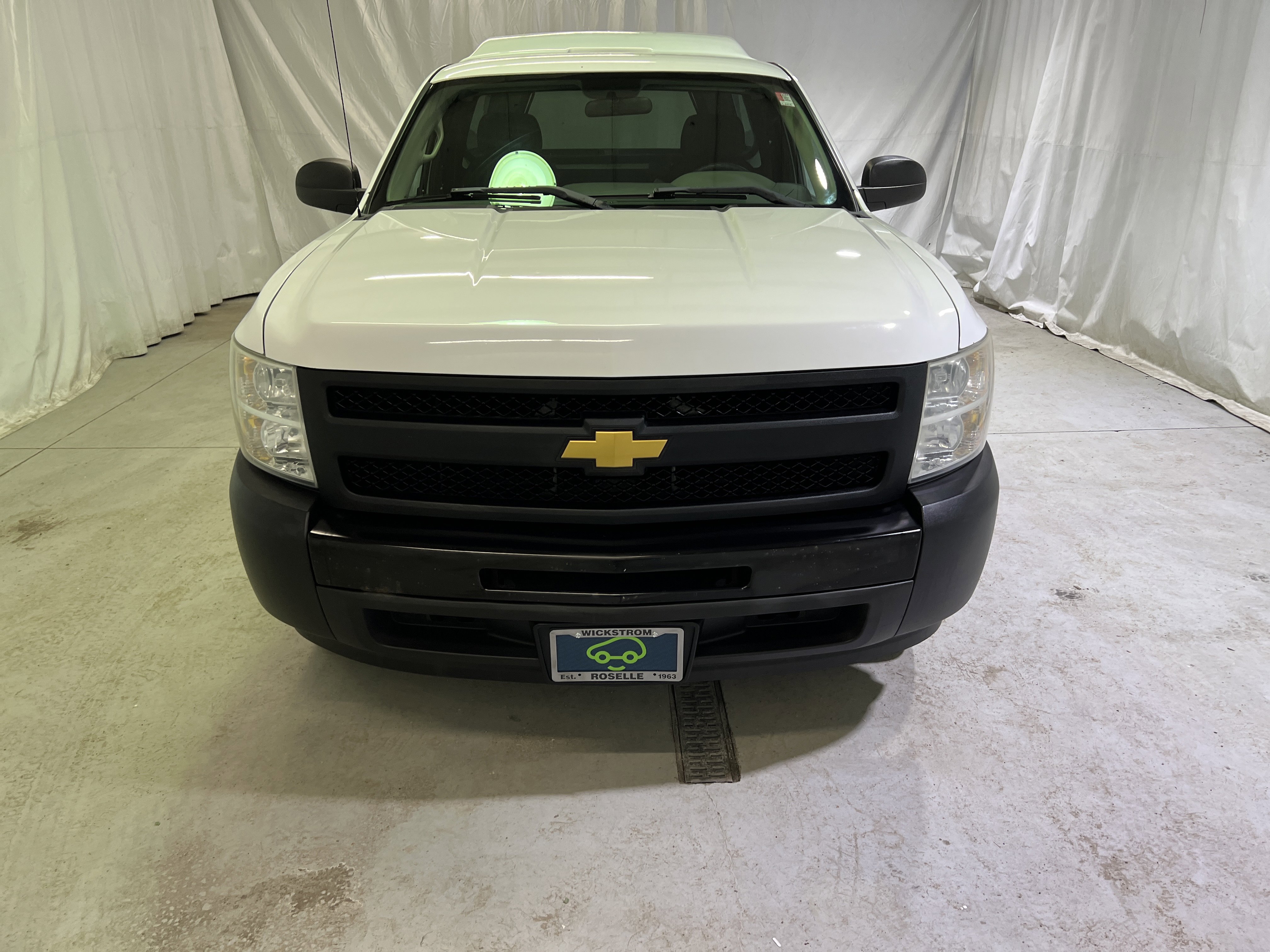 Used 2011 Chevrolet Silverado 1500 W/T image 3