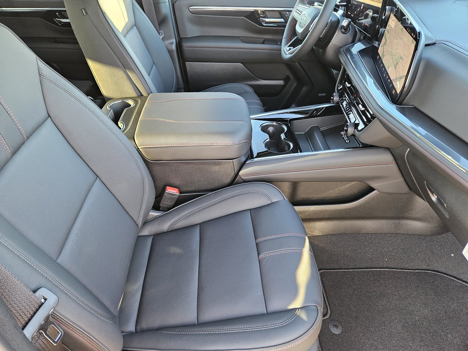 New 2026 Chevrolet Tahoe RST w/ Advanced Technology Package AWD/4WD image 9