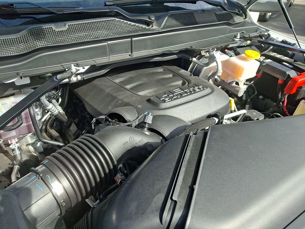 Used 2024 RAM 2500 Tradesman w/ Chrome Appearance Group image 28