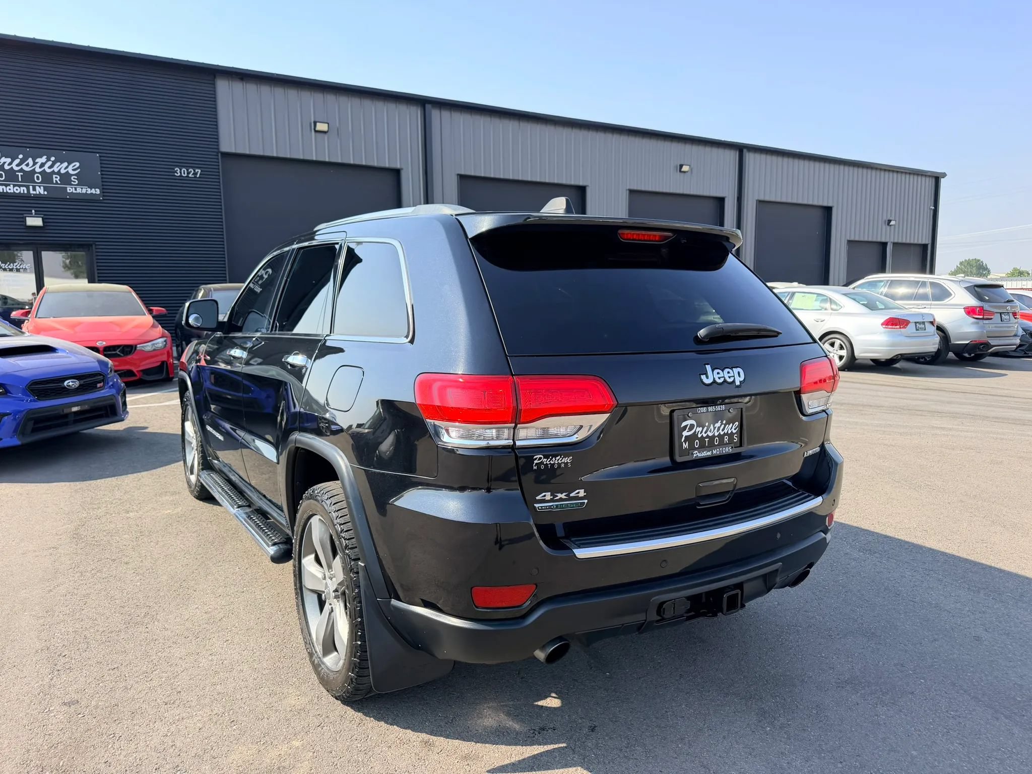Used 2014 Jeep Grand Cherokee Limited w/ Luxury Group II AWD/4WD image 6