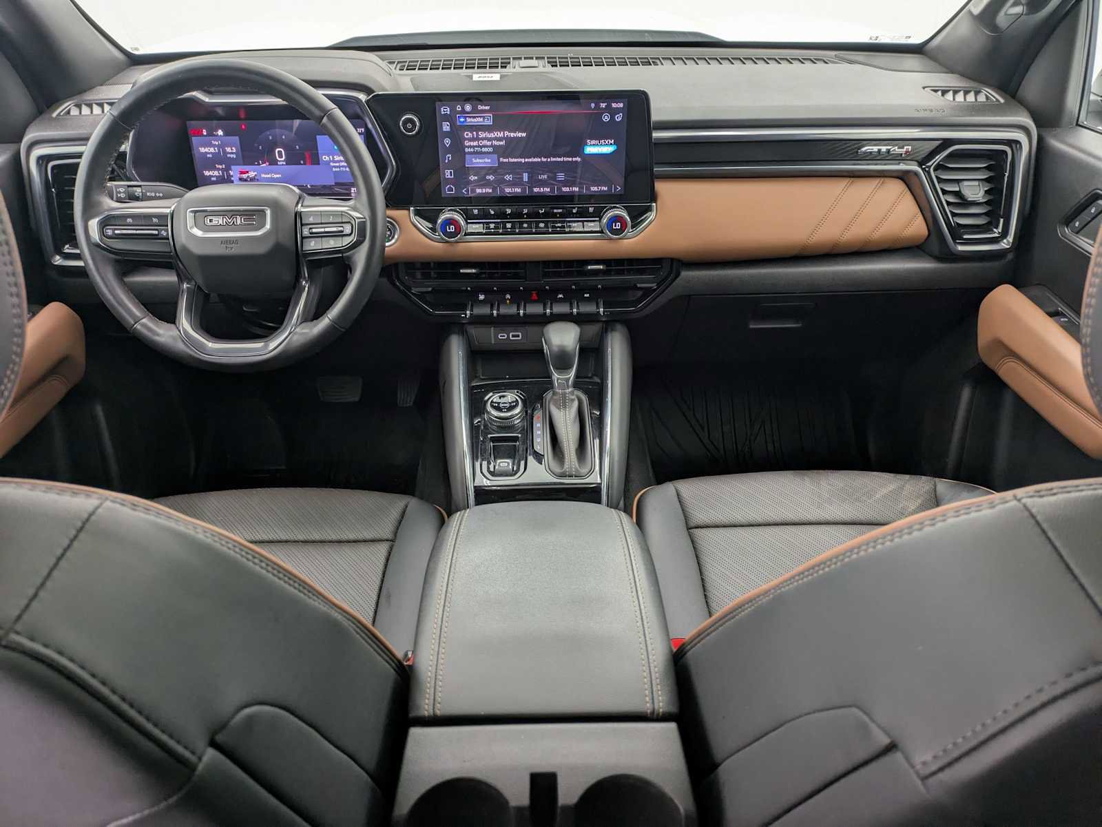 Used 2024 GMC Canyon AT4 w/ AT4 Premium Package AWD/4WD image 14