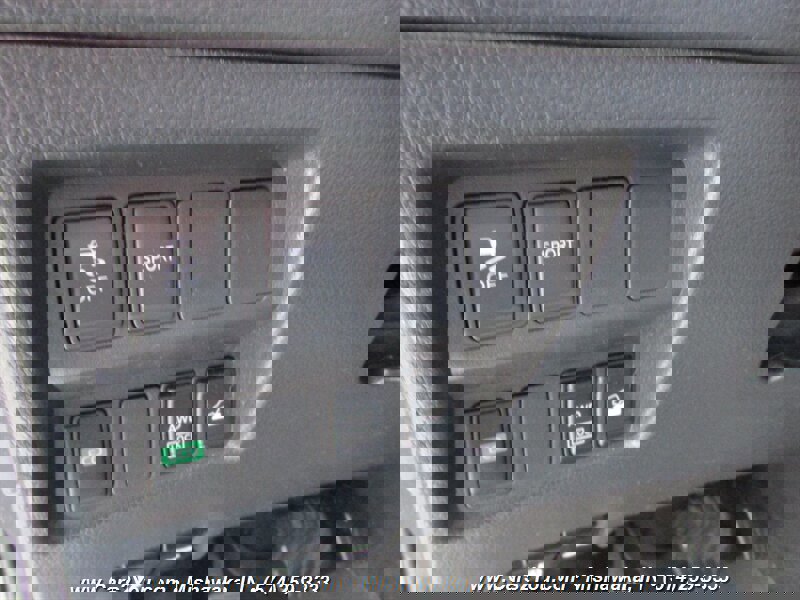 Used 2016 Nissan Rogue SV image 22