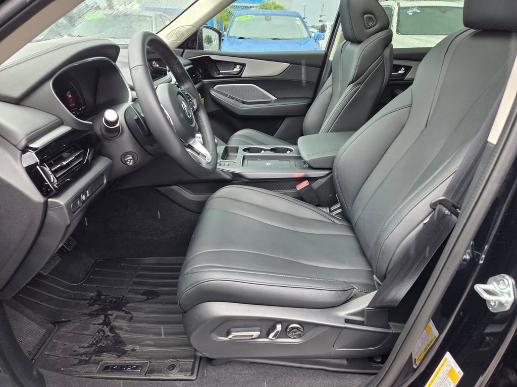 Used 2025 Acura MDX FWD image 4