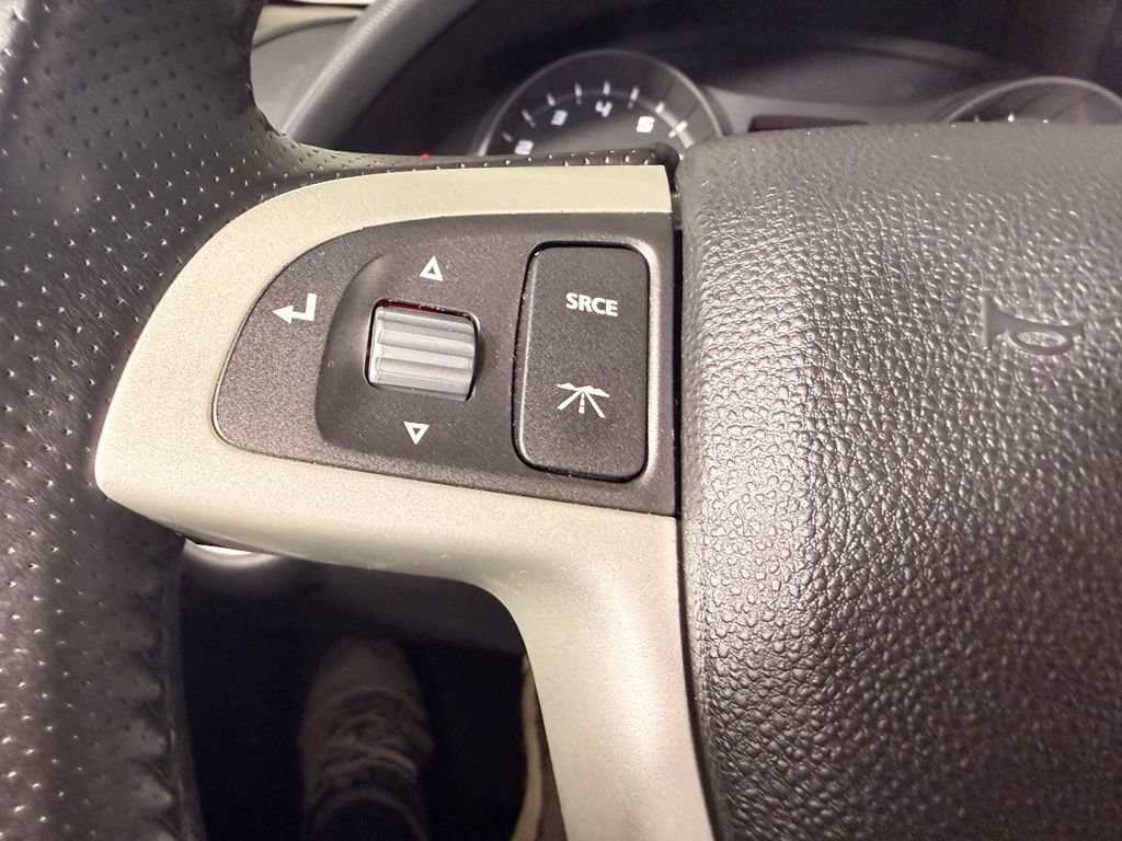 Used 2009 Pontiac G8 GT w/ Premium Package RWD image 28
