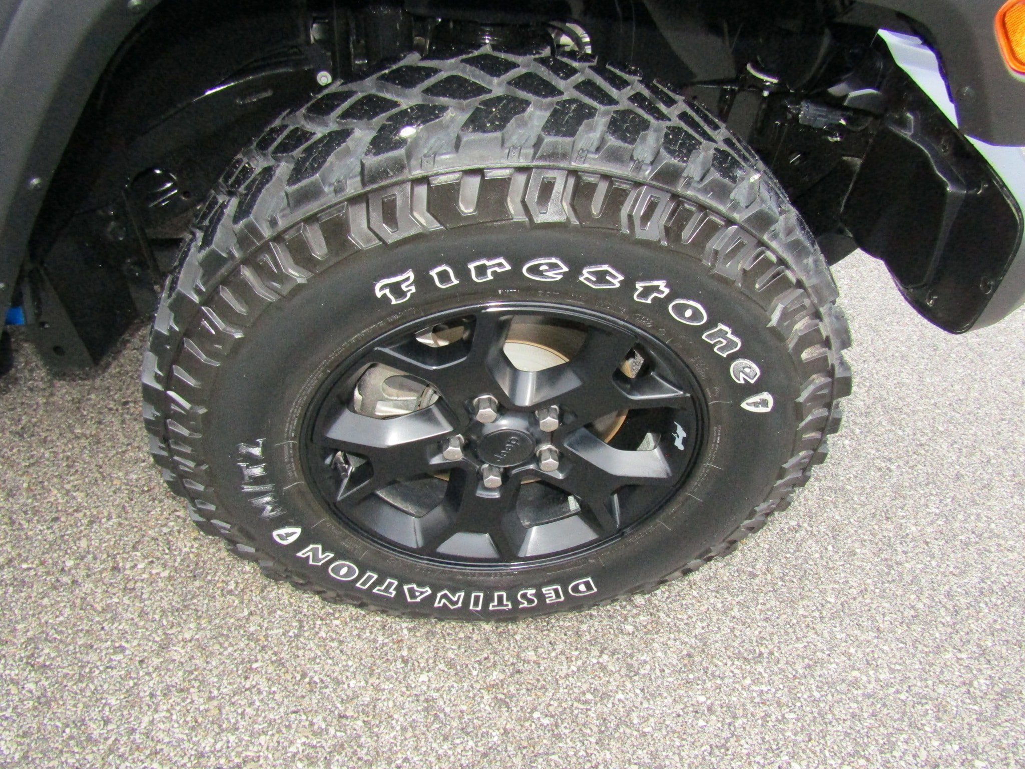 Used 2023 Jeep Wrangler Willys AWD/4WD image 12