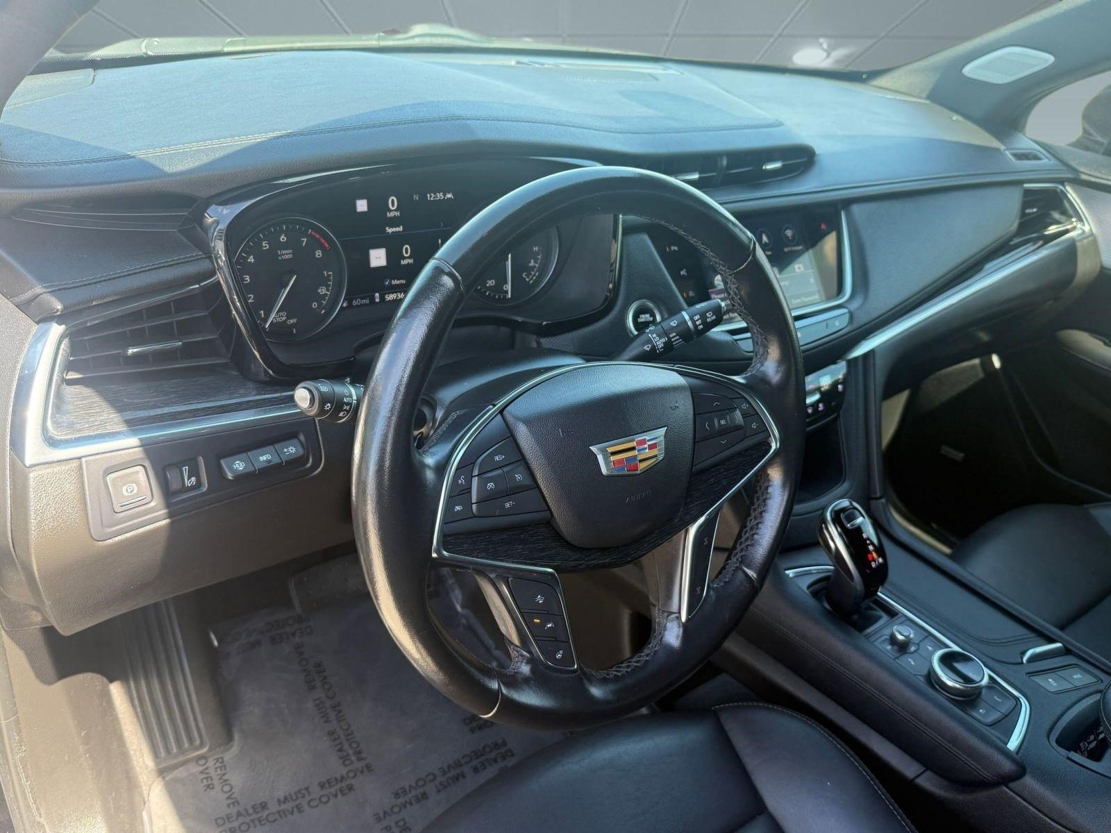 Used 2021 Cadillac XT5 Premium Luxury image 4