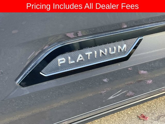 Used 2023 Toyota Tundra Platinum AWD/4WD image 3