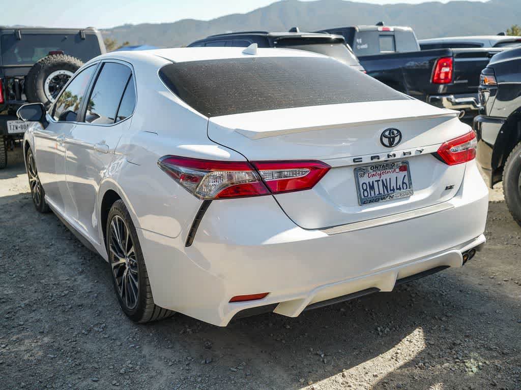 Used 2019 Toyota Camry SE FWD image 14