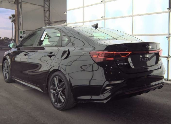 Used 2021 Kia Forte GT-Line w/ GT-Line Premium Package image 9