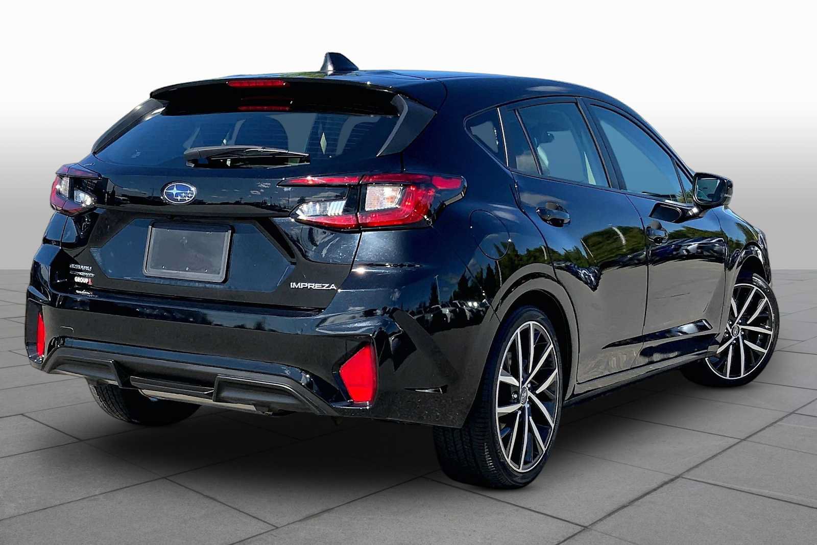 Used 2024 Subaru Impreza 2.0i Sport AWD/4WD image 13