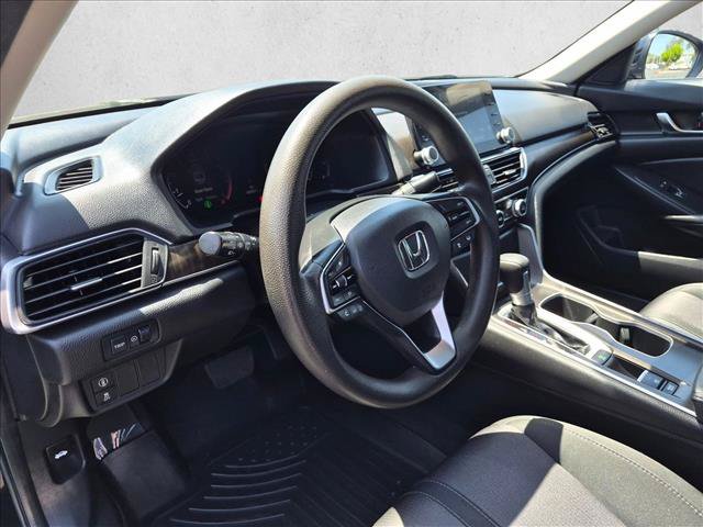 Used 2019 Honda Accord EX image 10