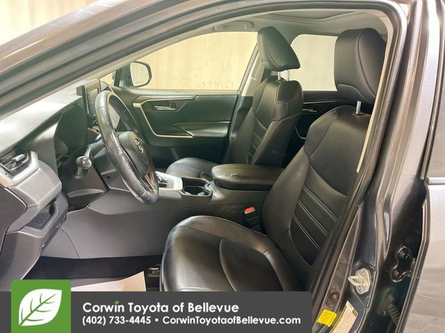 Used 2020 Toyota RAV4 XLE Premium image 15