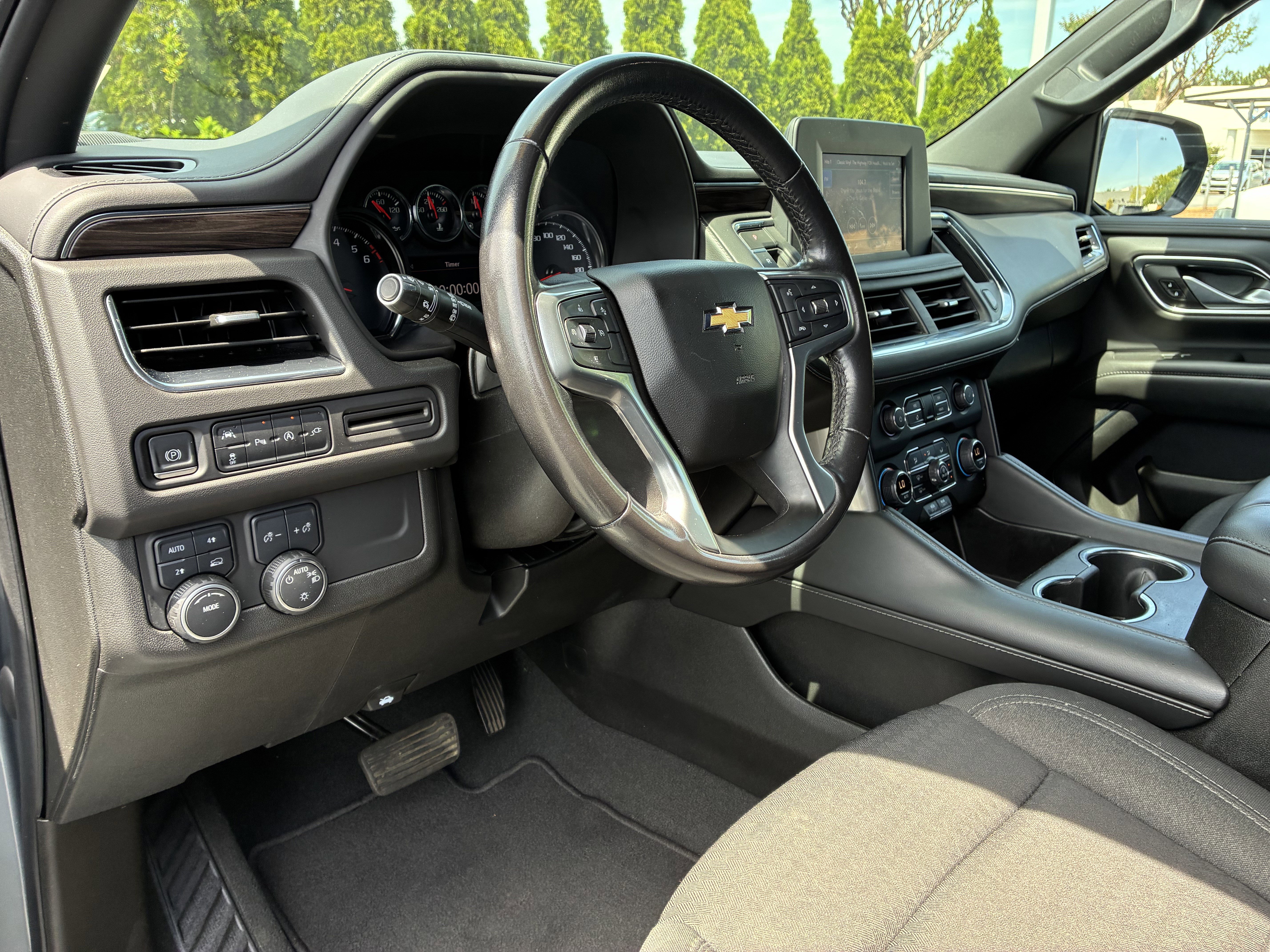 Used 2022 Chevrolet Suburban LS w/ Driver Alert Package AWD/4WD image 23