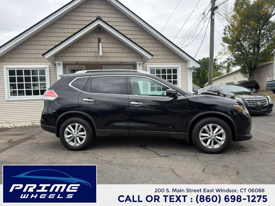 Used 2015 Nissan Rogue SV w/ SV Premium Package AWD/4WD image 8