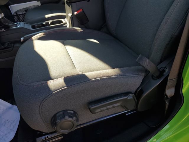 Certified 2025 Jeep Wrangler Unlimited Rubicon w/ Safety Group image 22