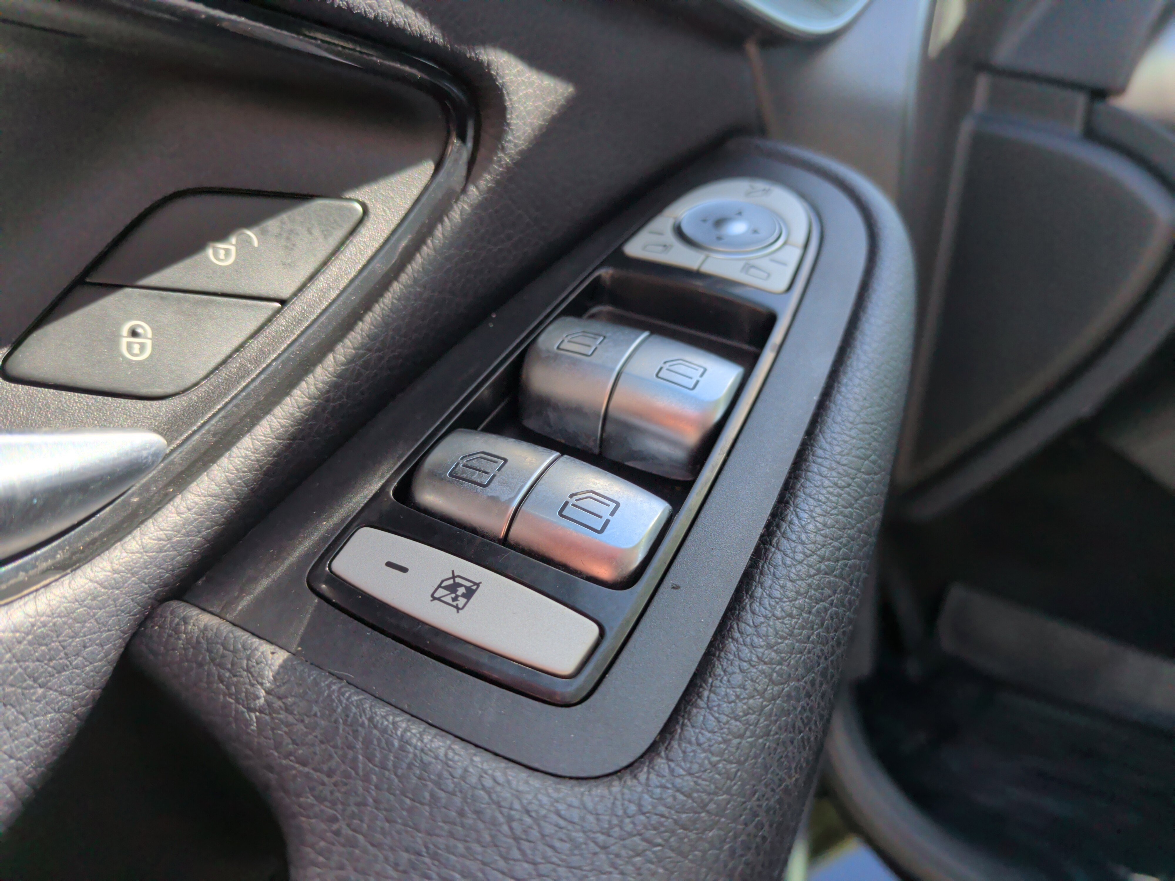 Used 2018 Mercedes-Benz GLC 300 image 15