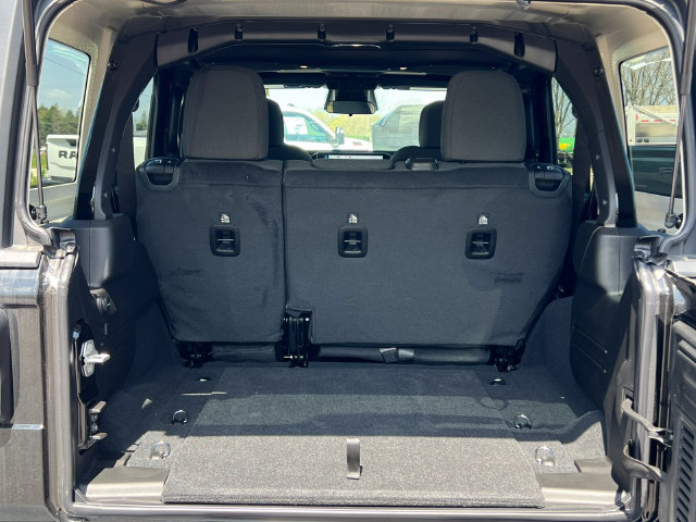 New 2026 Jeep Wrangler Unlimited Sport AWD/4WD image 33
