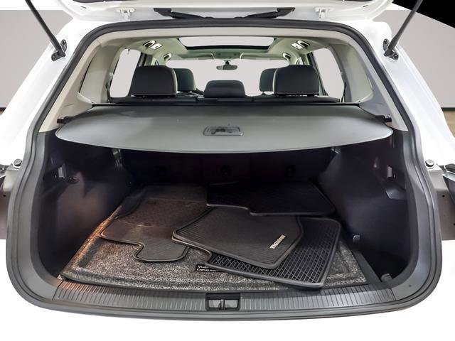 Used 2021 Volkswagen Tiguan SEL AWD/4WD image 23