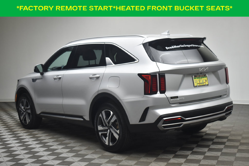 Used 2023 Kia Sorento EX AWD/4WD image 4
