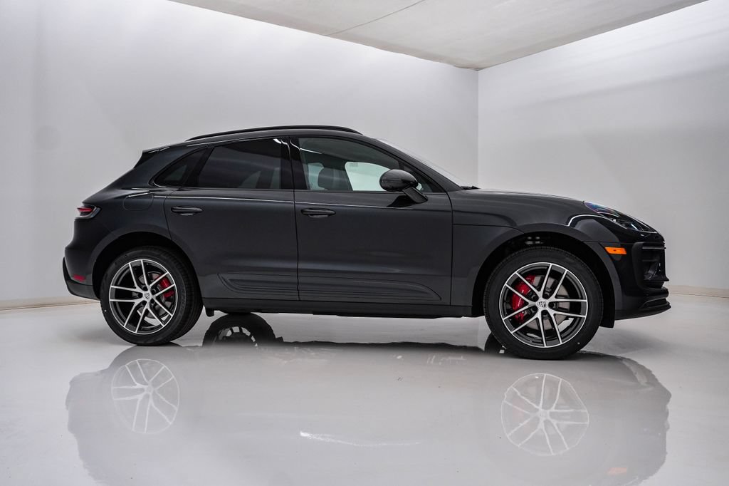 New 2026 Porsche Macan S AWD/4WD image 9