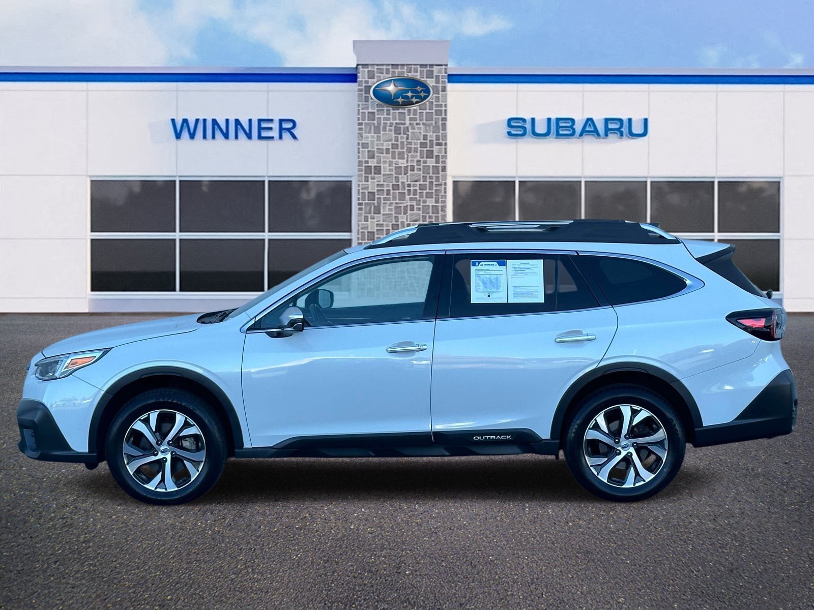 Certified 2022 Subaru Outback Touring XT AWD/4WD image 3