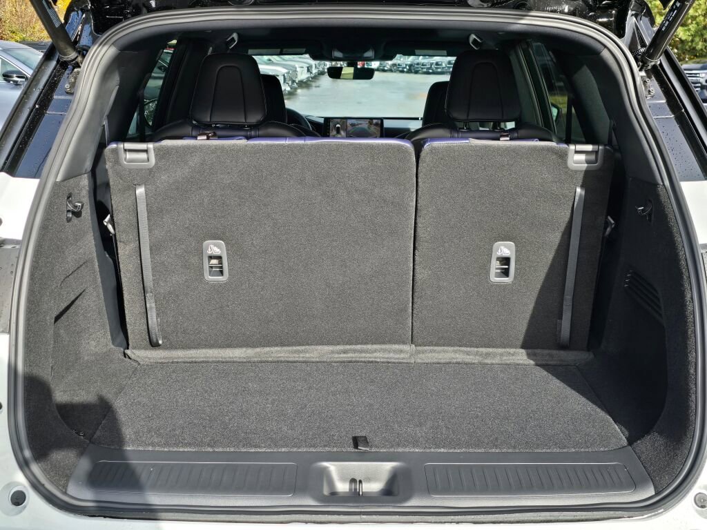 New 2026 INFINITI QX60 Sport image 16