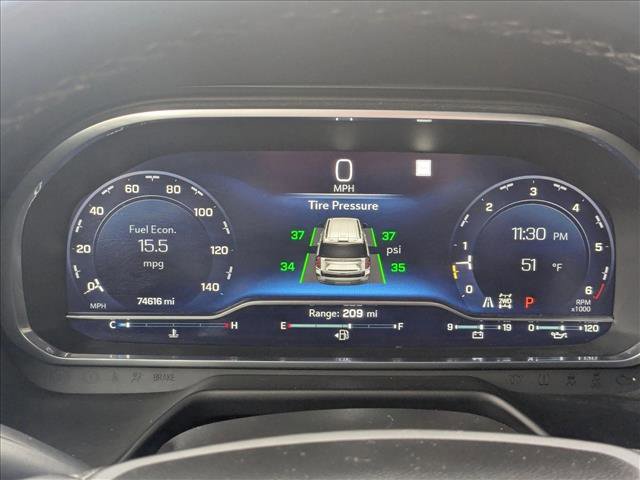 Used 2023 Chevrolet Suburban Premier image 11