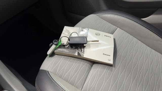 Used 2015 Buick Encore Convenience FWD image 21