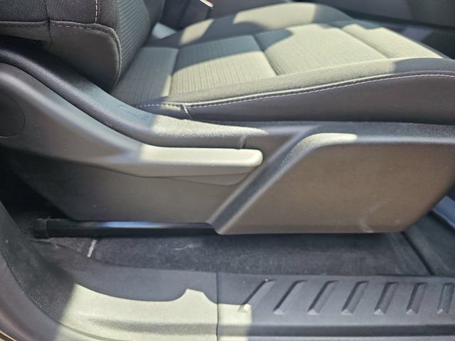 Used 2023 Chevrolet Colorado LT w/ LT Convenience Package AWD/4WD image 34